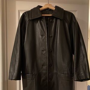 NWOT Danier leather button up coat fully lined